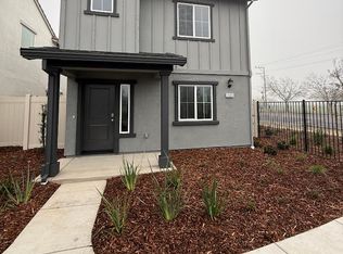 3300 Lunar Sky Walk, Sacramento, CA 95834