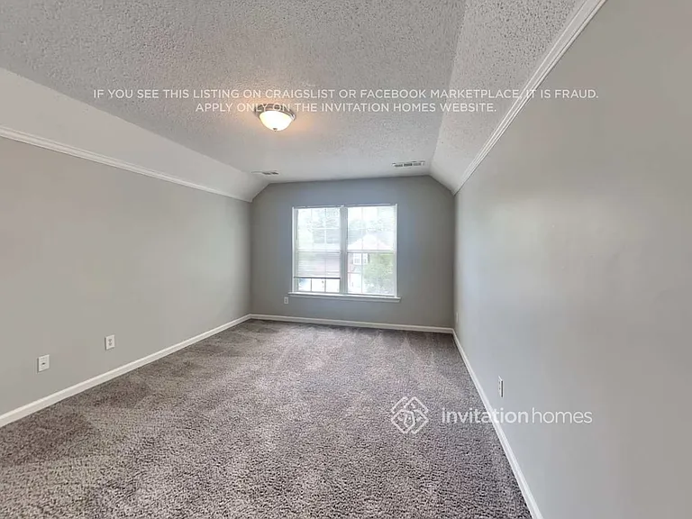 2125 Beckenham Pl — Photo 12