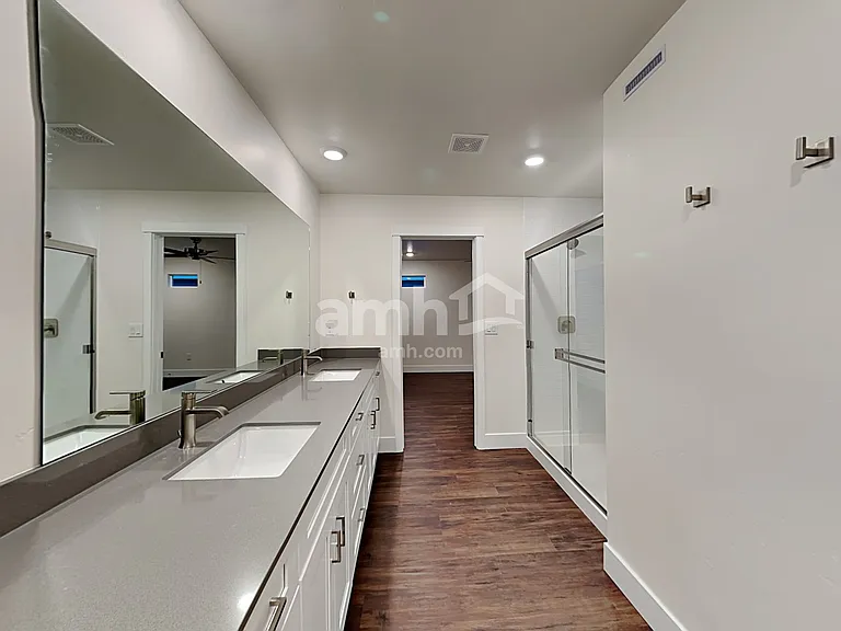 6678 Spriggel St — Photo 20