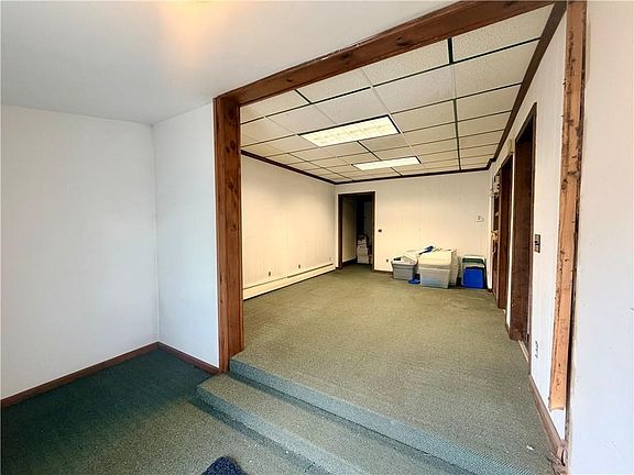 2nd image of 513 E High St