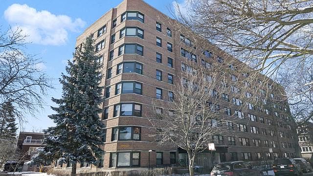 1st image of 4880 N Marine Dr APT 406