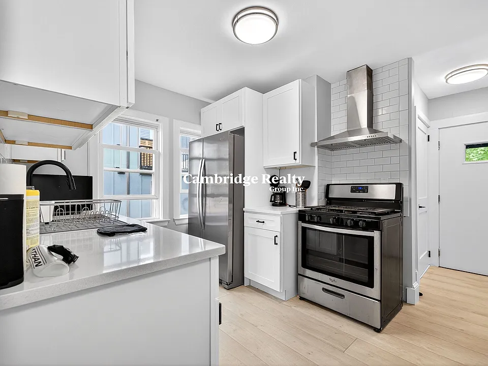 256 Main St #2T