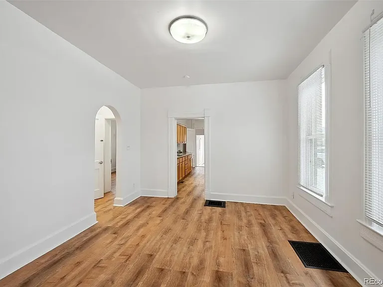 253 N Lincoln St #1 — Photo 5