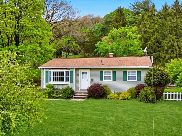 39 Woodside Drive, Warwick, NY 10990