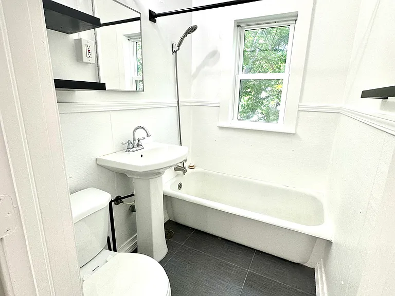 1108 S Detroit Ave #C1 — Photo 6