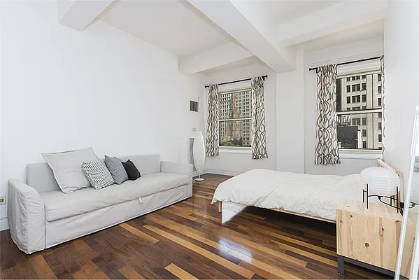 Rented by R New York | media 19