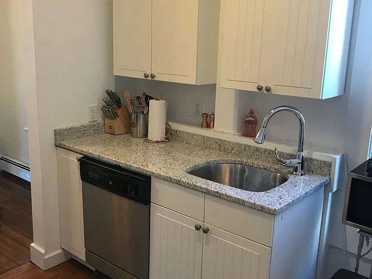 46 Lee Ave #1 — Photo 11
