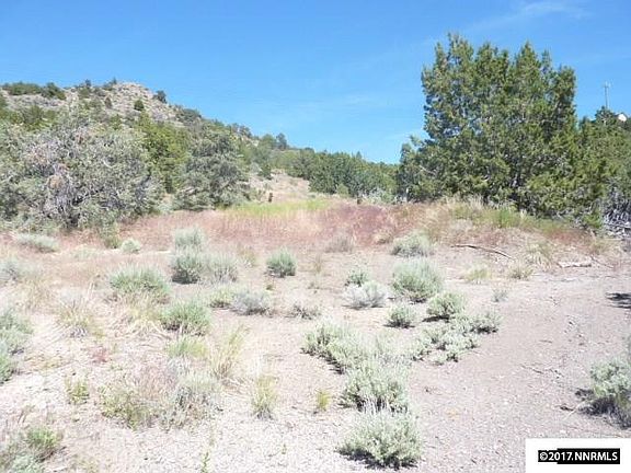 2nd image of 117 S Highway 395