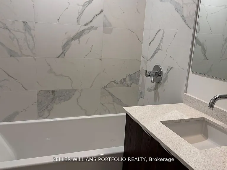 172 Clonmore Dr #20 — Photo 6