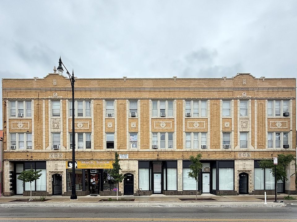 1st image of 3585 N Milwaukee Ave #2