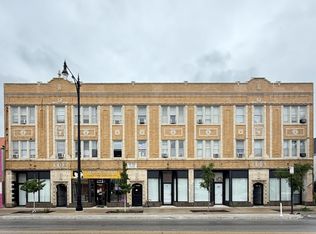 3585 N Milwaukee Ave #2, Chicago, IL 60641