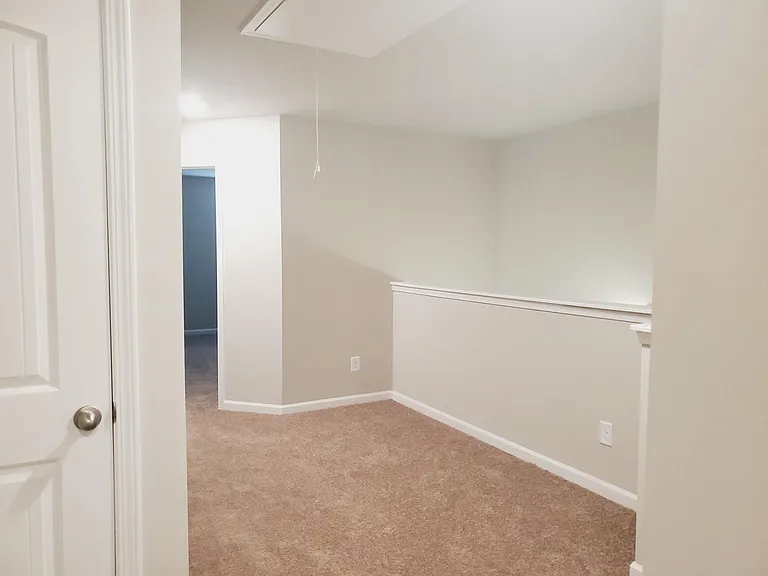 61 Pointe Pl — Photo 14