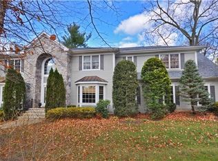 55 Barrington Rd, Ridgewood, NJ 07450