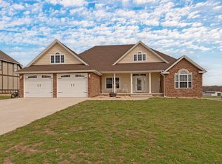 1485 Knightsbridge Rd, Marshfield, MO 65706