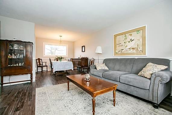 4th image of 125 Madoc Dr