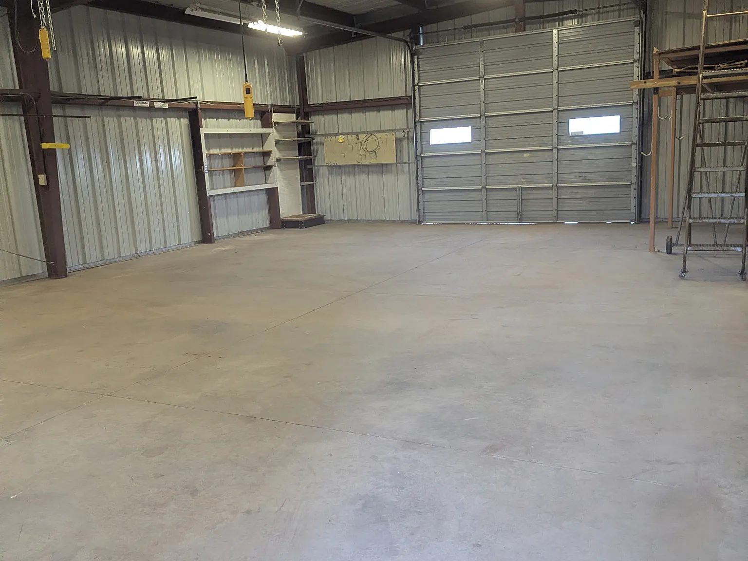 4 bed, 2500 sqft, $2,500 — Photo 4
