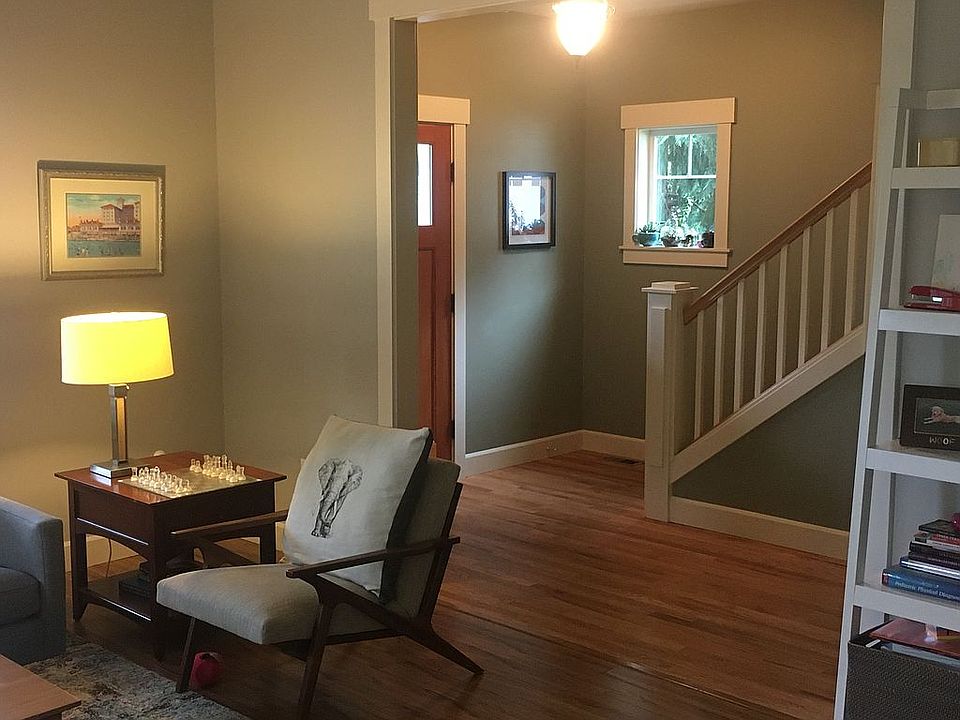 2nd image of 9391 N Town Dr NE