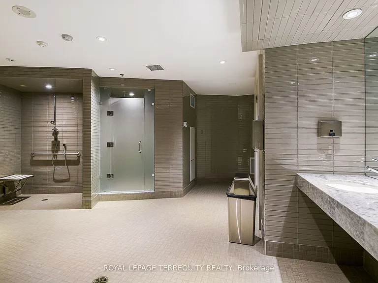 88 Davenport Rd #1704 — Photo 43