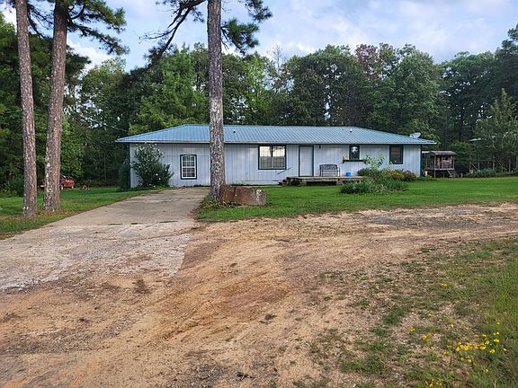 3rd image of 9524 Highway 254 E