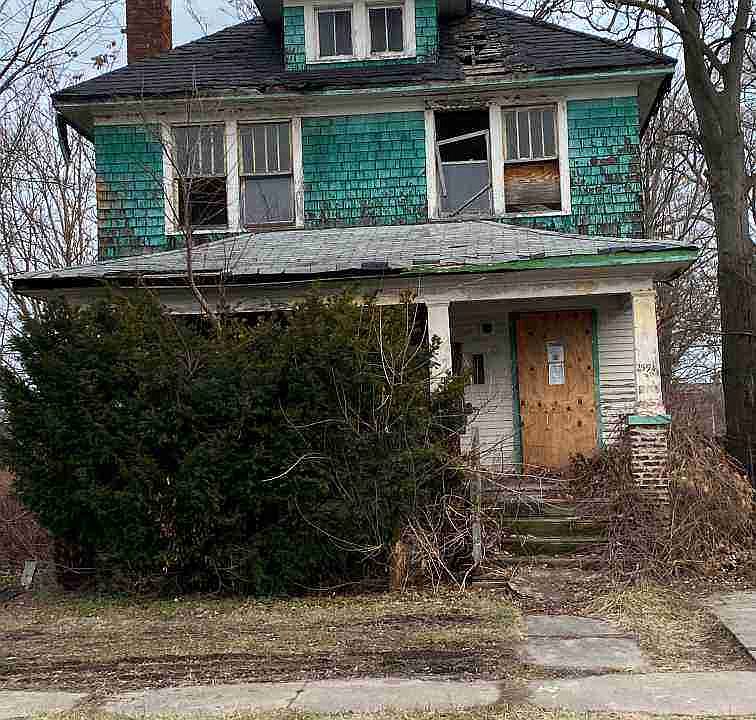 2594 Dickerson