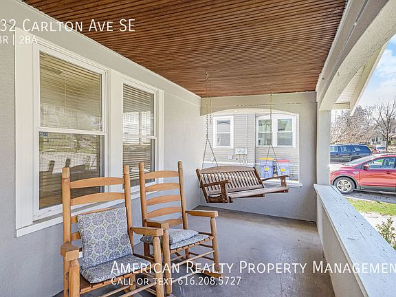 2nd image of 132 Carlton Ave SE