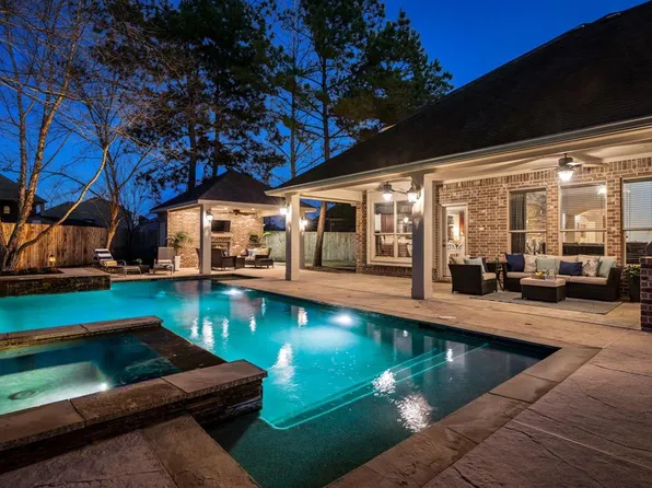 303 Arbor Ridge Lane, Conroe, TX 77384