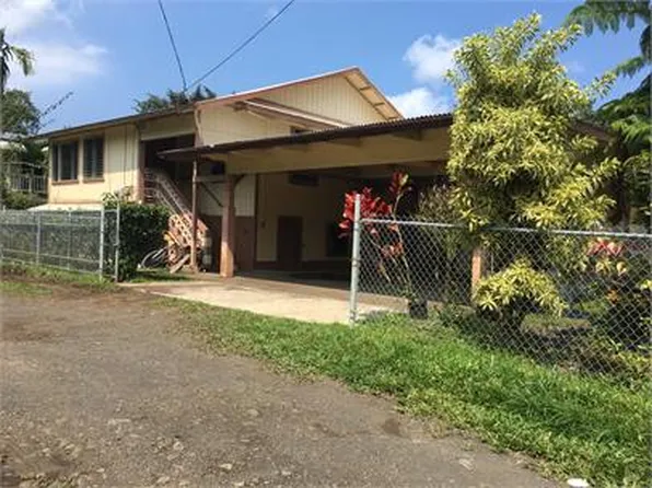 10 Iwasaki Camp Rd, Kurtistown, HI 96760