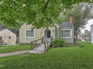 1852 Oakwood Dr, Kingsport, TN 37664