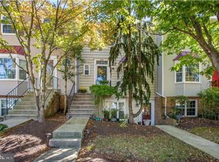 4241 Stockbridge Dr, Dumfries, VA 22025
