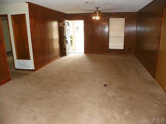 4th image of 407 Twin Bay Dr