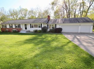 561 Howell Dr, Newark, OH 43055