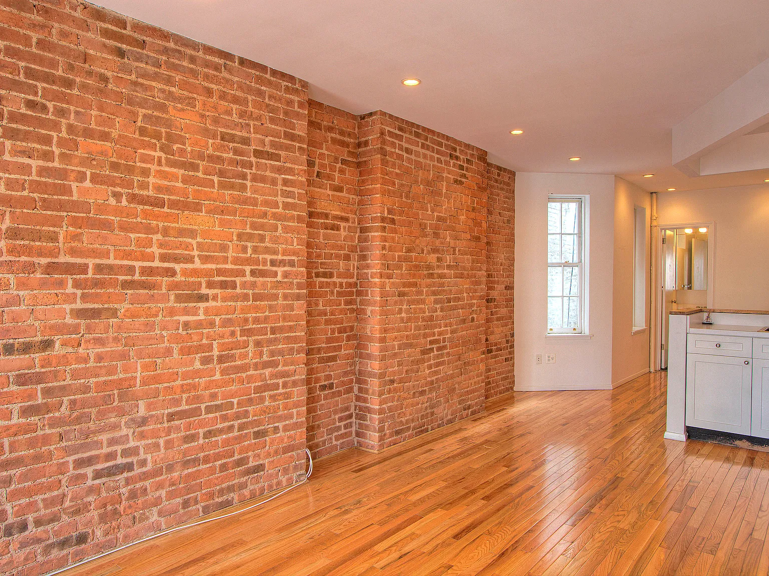 307 East 81st Street — Photo 2