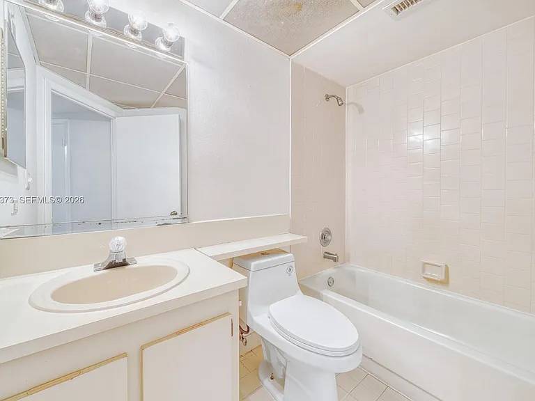 8290 Lake Dr #236 — Photo 9