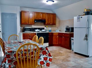 71 Fern St APT 2, Lawrence, MA 01841