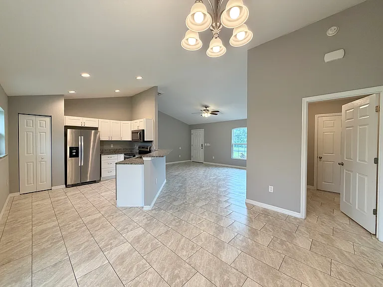 15677 SW 37th Cir — Photo 14