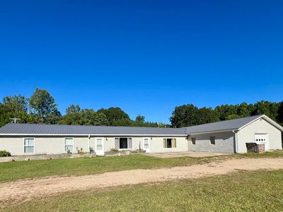 10911 E Lake Montcalm Rd, Riverdale, MI, 48877