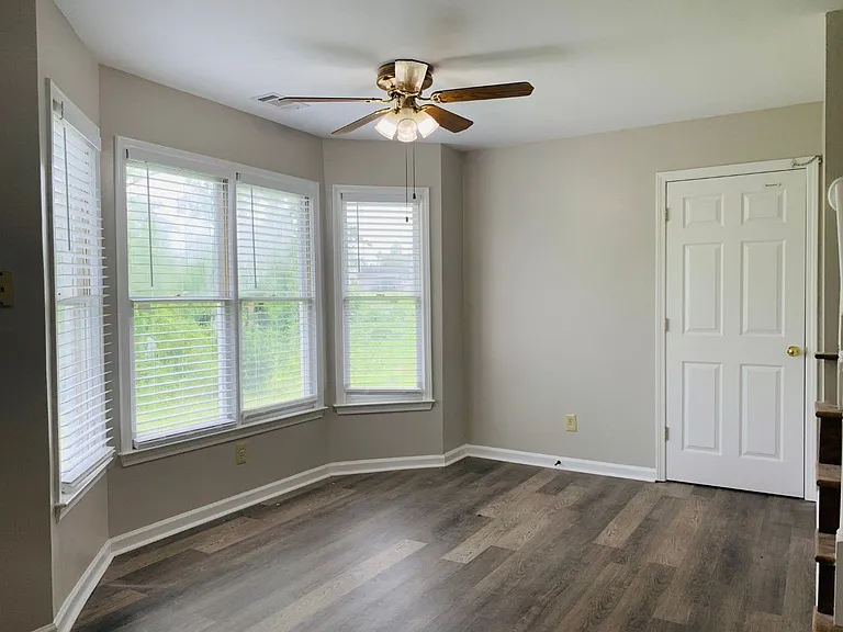 61 Garden Hills Dr — Photo 11