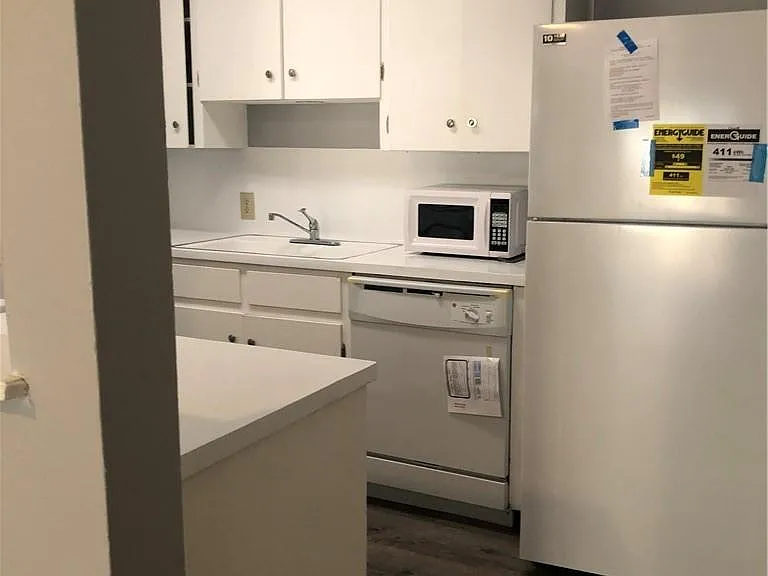 6502 S 1st St #102 — Photo 11