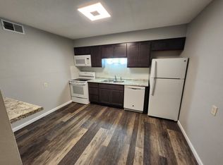 Roseland Terrace Apartments, Saint Louis, MO 63143