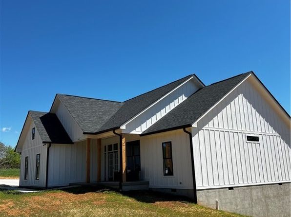 3991 Poplar Springs Road, Elkin, NC 28621