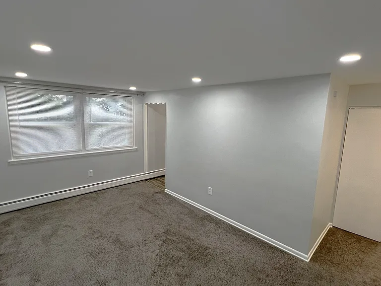 316 E Cheltenham Ave #2 — Photo 3