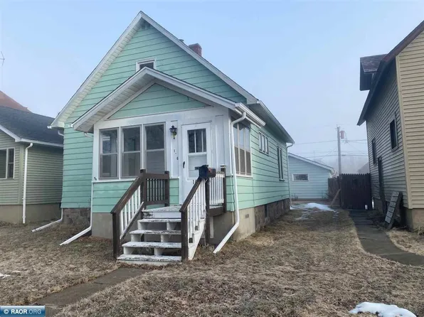 106 E 2nd Ave N, Aurora, MN 55705