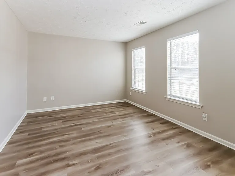 1456 Pebble Ridge Ln — Photo 9