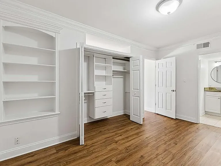 6980 Roswell Rd #C13 — Photo 17