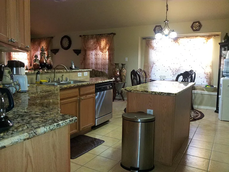 4519 Marquis Ave — Photo 25