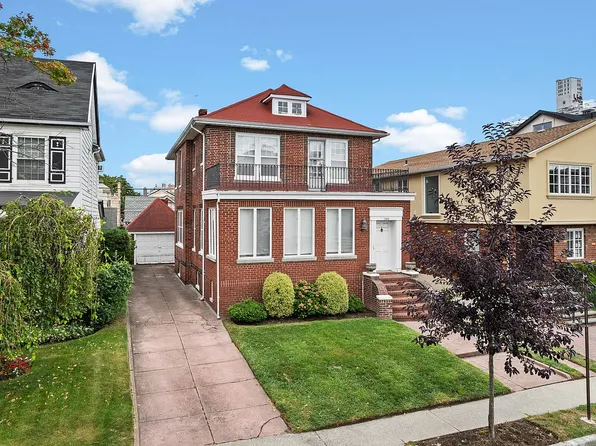 240 Amherst St, Brooklyn, NY 11235