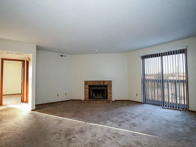2406 Rainbow Ave — Photo 14