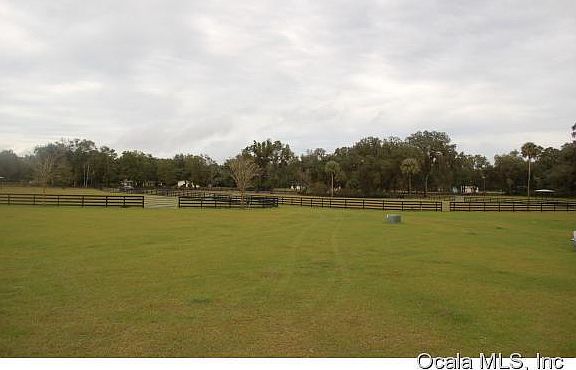 3rd image of 3220 E Highway 329