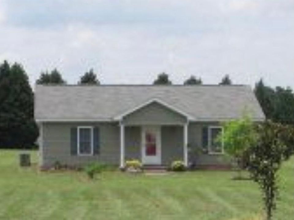 1st image of 623 Foxwood Dr