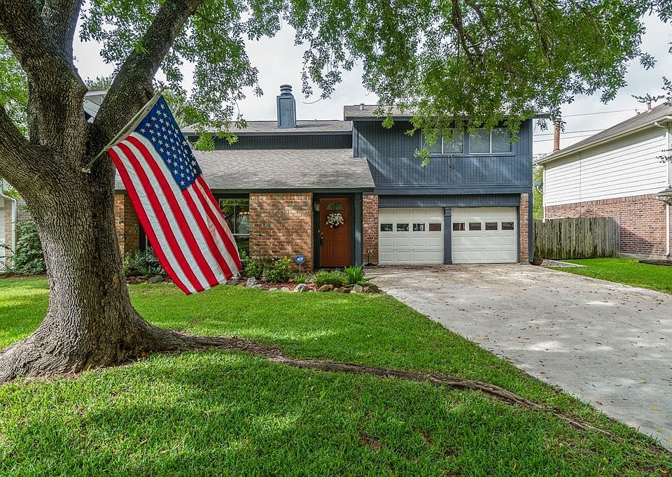 1st image of 14227 Cypress View Dr